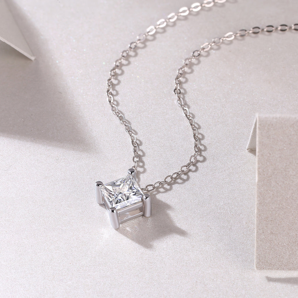 Keep The Luxury Fashion Diamond Pendant Necklace Set With Mosan Diamond Silver Ornaments