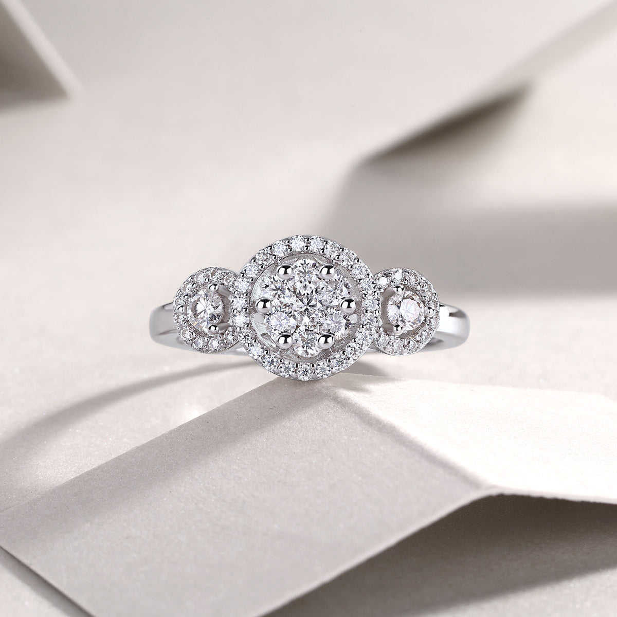 Serial Dreams - Set With Moissanite S925 Sterling Silver And Platinum-plated Diamond