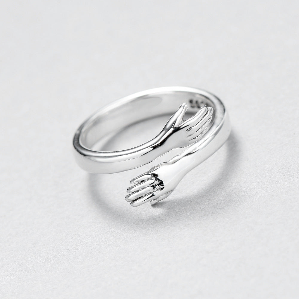 Lustre & Co - hug ring