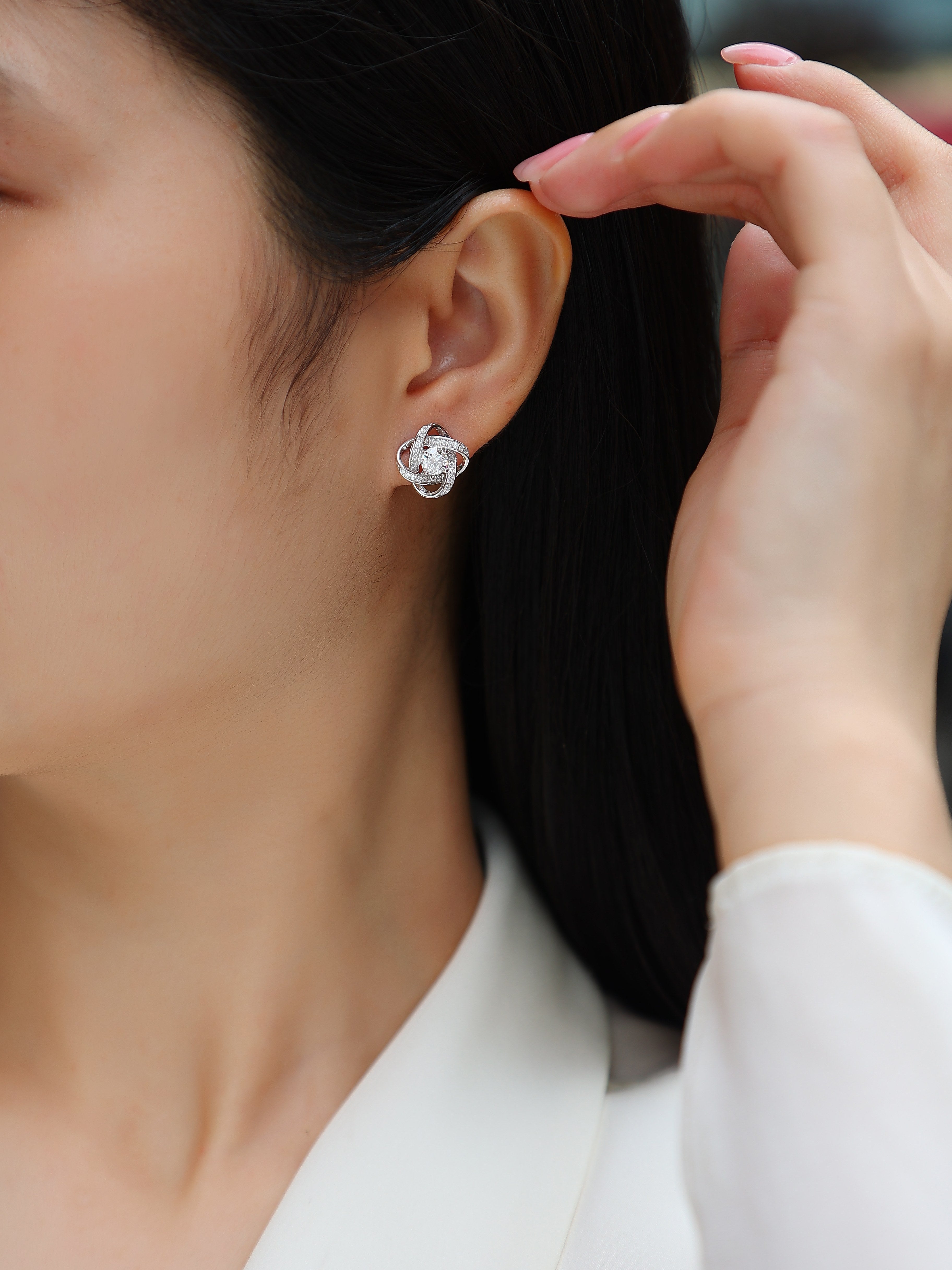 Interlinked sparkle Lustre & Co maisonette women’s earrings- 925 silver, platinum