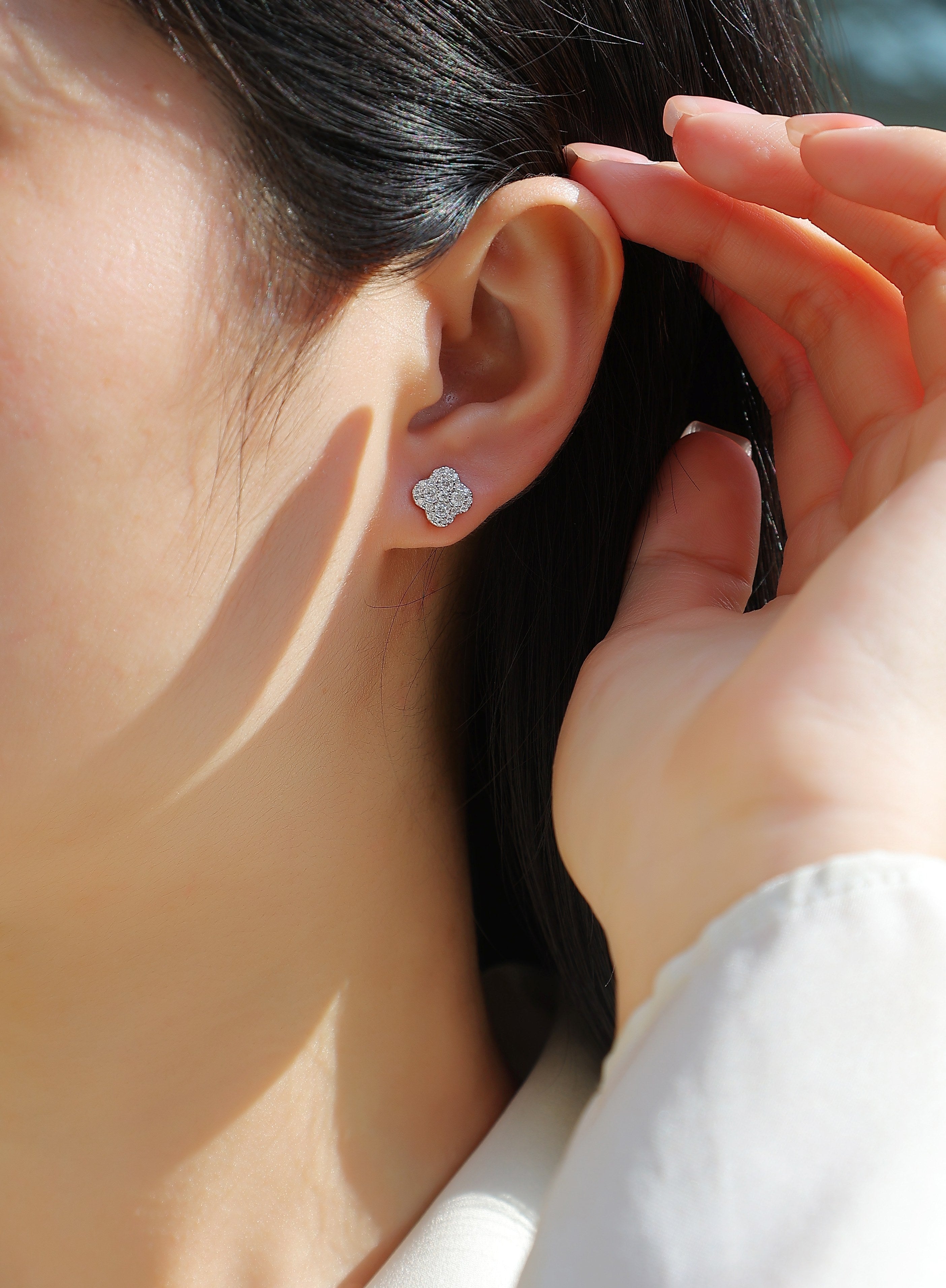 Ningxiang Moissanite Stud Earrings – S925 Sterling Silver & Platinum Plated