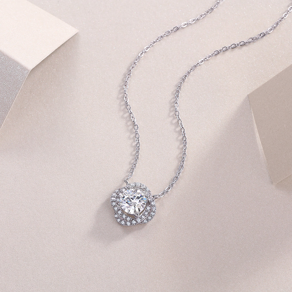 Lucky Flower Pendant-1 carat Moissanite S925 Sterling Silver And Platinum