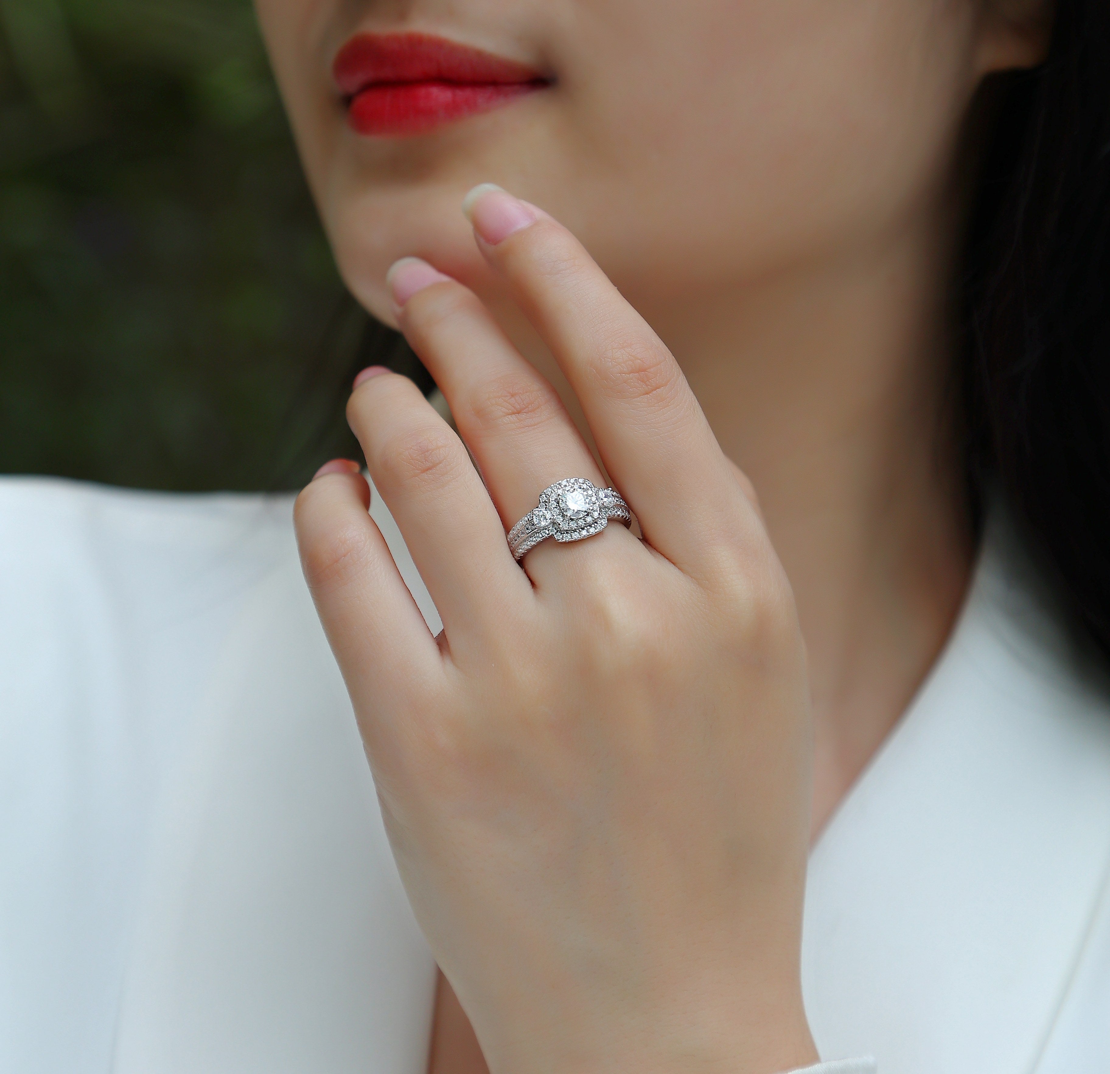 Afternoon In The Gobi - Half-carat Moissan Diamond S925 Sterling Silver And Platinum-plated Diamond